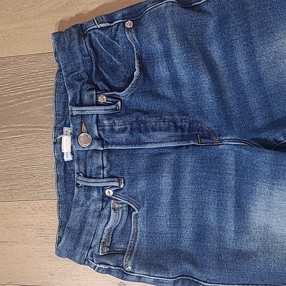 Good American Jeans Women's sz 4/27 Good Leg Crop Mid Rise Indigo Denim Jeans - Picture 3 of 14